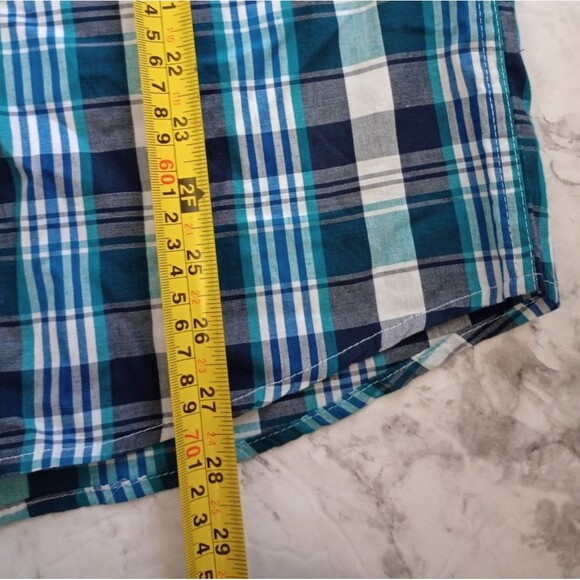 2 Button Up Shirts Long Sleeve Short Sleeve Size 14-16 - Picture 13 of 13